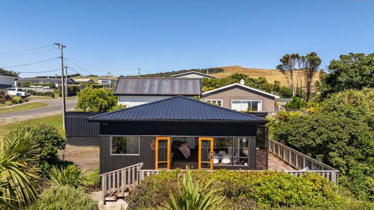 14 Violet Street Riverton_24