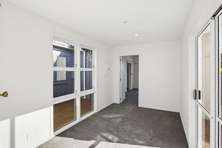 1 Matuhi Street Waikanae_12