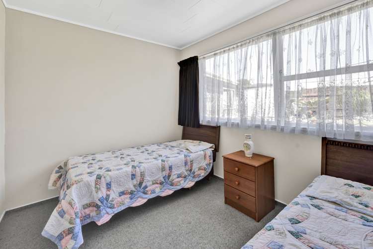 40 High Street East Waitara_11