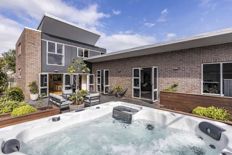 6 Lodge Place_0