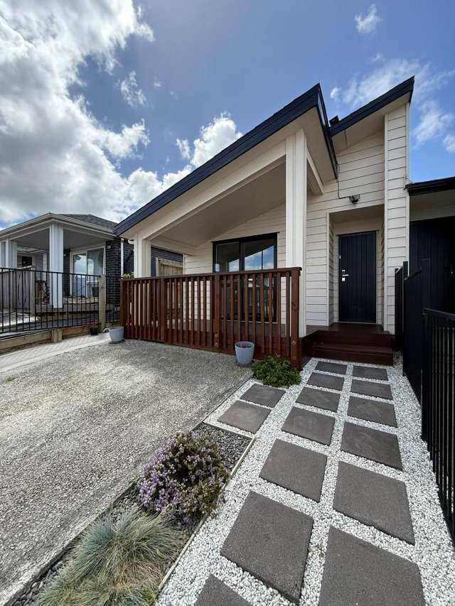 b/3 Cronshow Road 1694_1