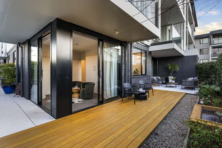 G01/8a Lake Pupuke Drive Takapuna_12