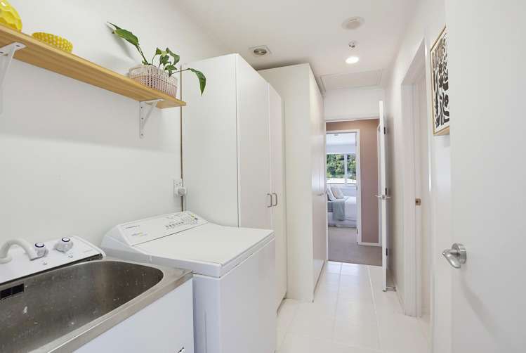 3/9 Broderick Road Johnsonville_15