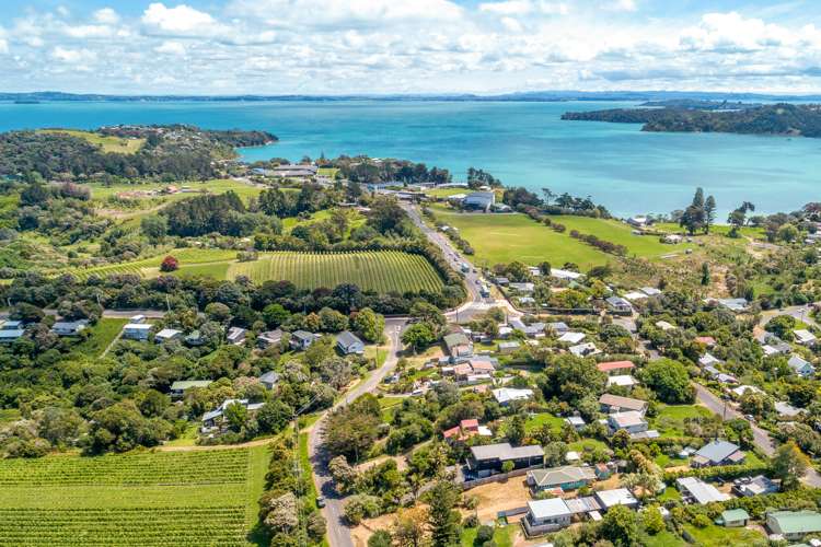 1 Causeway Road Surfdale_22