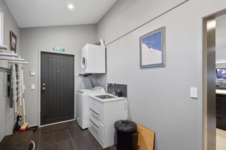 16-18 Goldfinch Street, 28-30 Ayr Street Ohakune_22