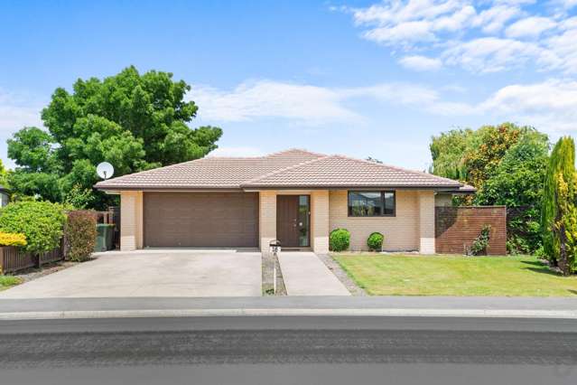 Owner Relocated to Auckland - It Must Be Sold!