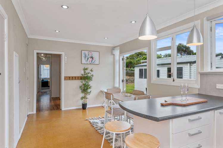 3 Moa Road Raumati Beach_8