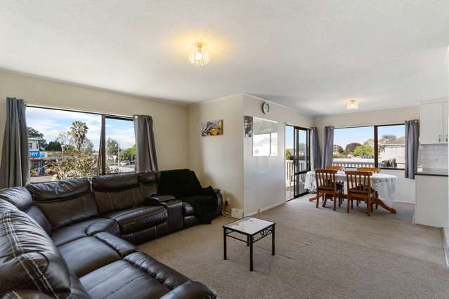 37 Sharland Avenue Manurewa_4