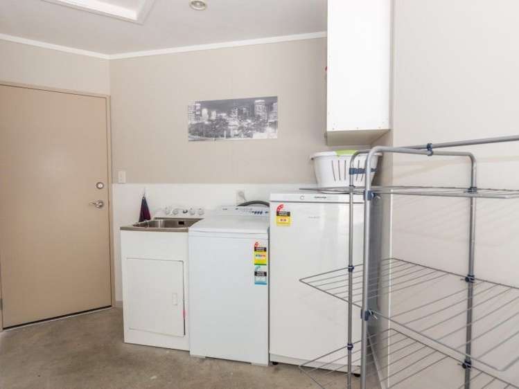 112 Long Melford Road Awapuni_16