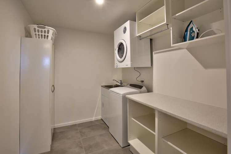 12 Saint Lauras Lane Queenstown_16