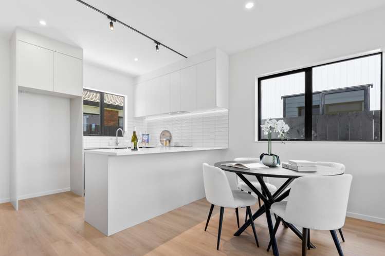 5/18 Albert Road Kelston_10