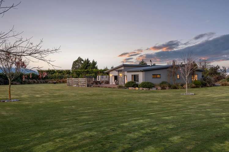 5808 West Coast Road Springfield_25