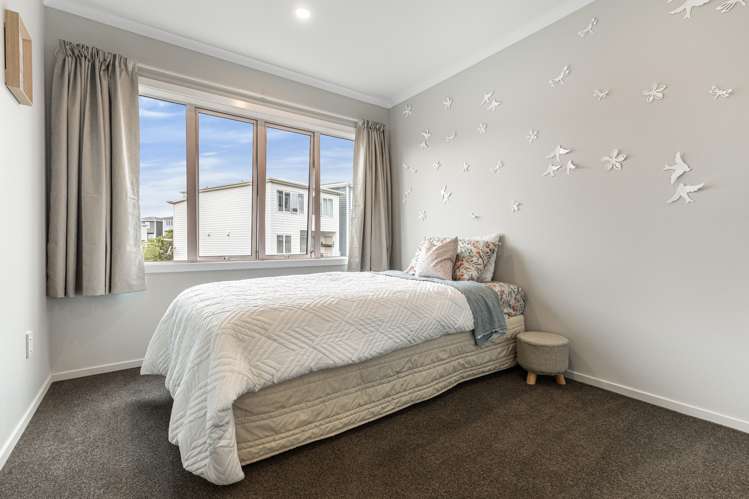 6 Fernly Rise Flat Bush_11