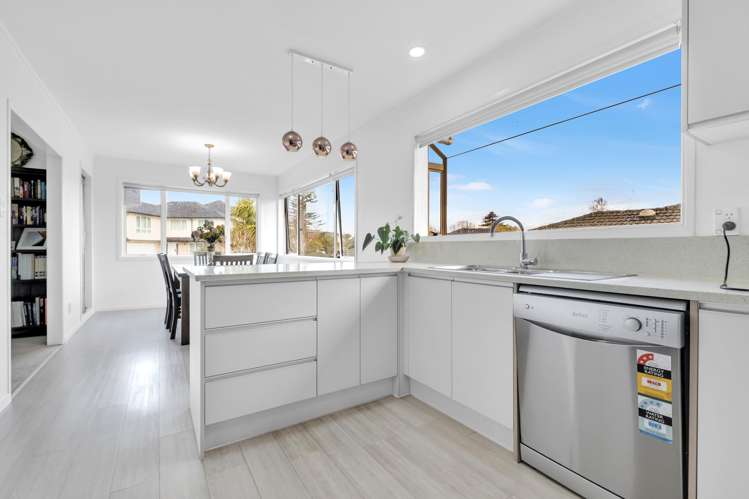 16 & 16A Mander Place Bucklands Beach_44
