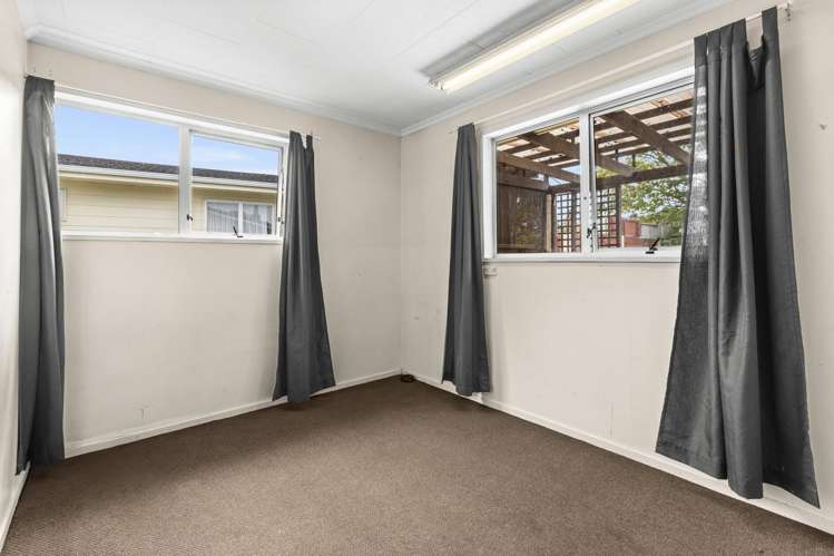 8 Ranfurly Street Tamatea_11