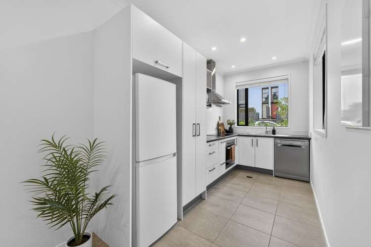 16 Frank Gill Road Hobsonville Point_8