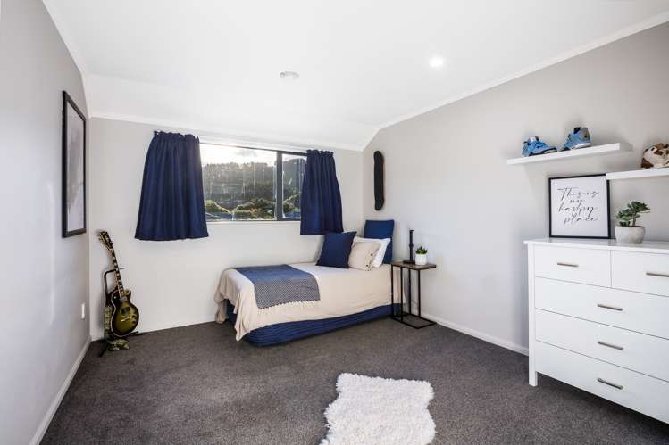 14 Betty Watt Grove Riverstone Terraces_16