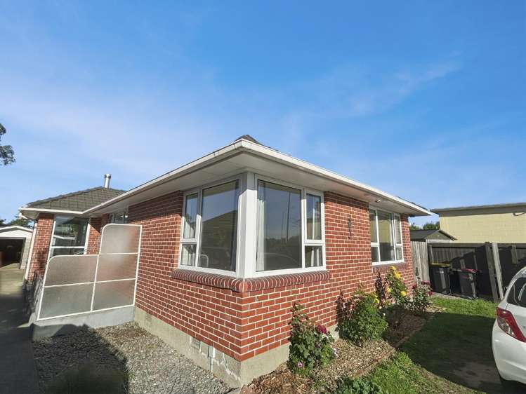 22 Russley Road_0