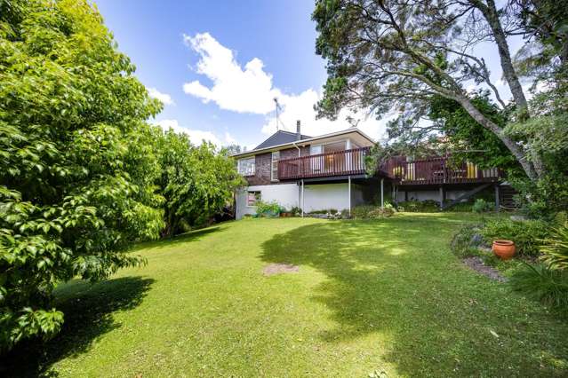 Sunny, Spacious & Full of Potential!