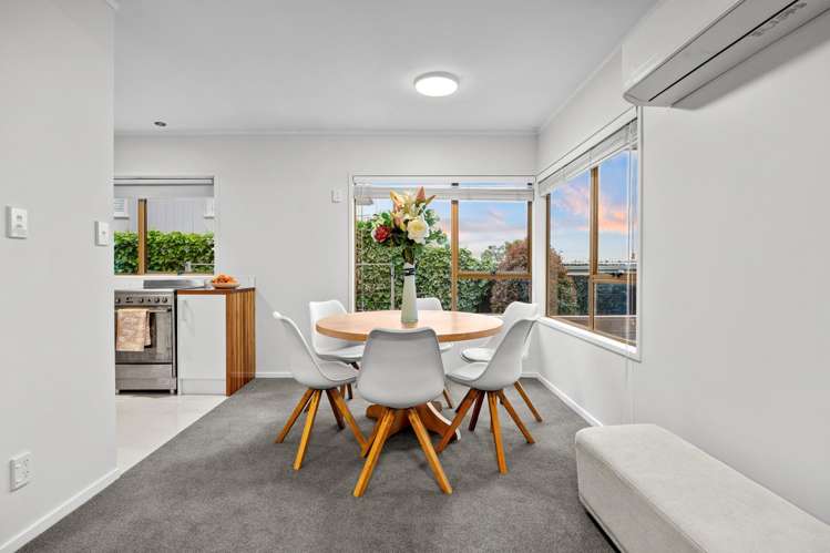 30a Hawkins Street Meadowbank_8