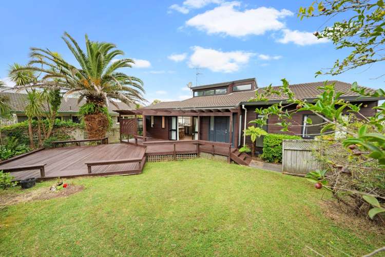 1/109 Sunset Road Totara Vale_0