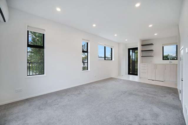 13/10 Willcott Street 1727_1