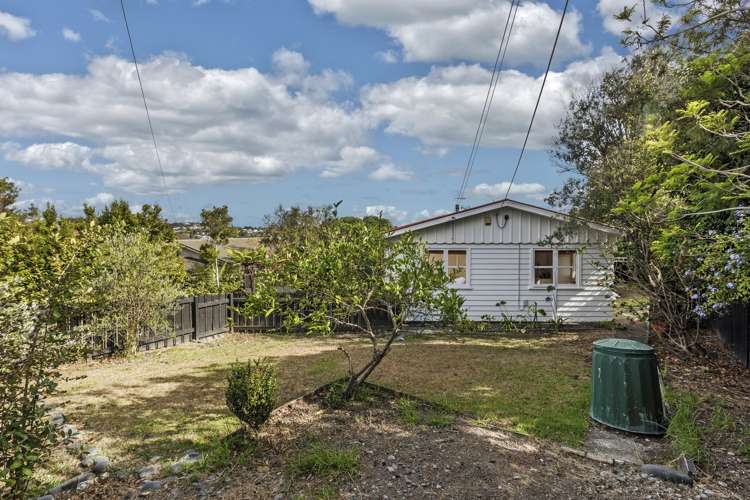 1/4 Firth Road Torbay_21