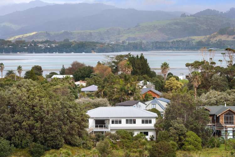 9 Tuhua Place Bowentown_25