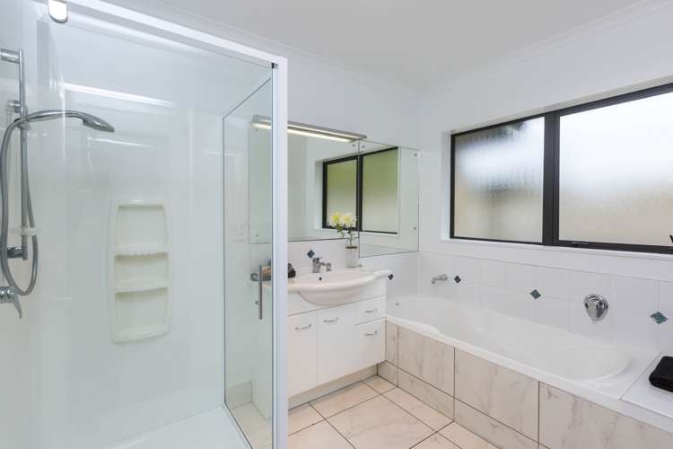 58 King Charles Drive Kingsley Heights_9