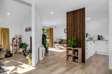 17 Robina Court_4