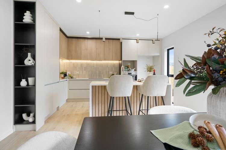 10 Mary Ann Drive Cambridge_12