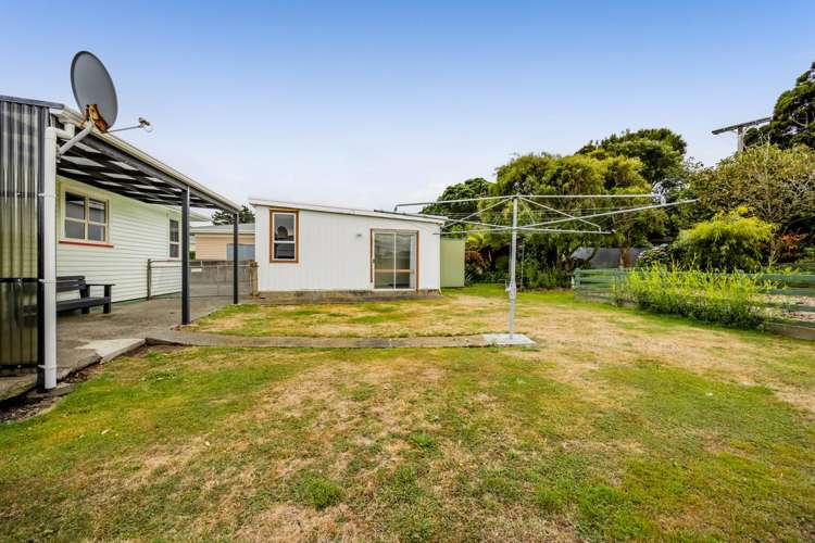 2 Charles Major Place Hawera_14