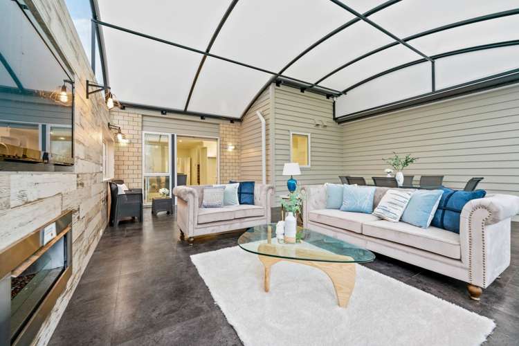 9 Calcite Avenue Flat Bush_23