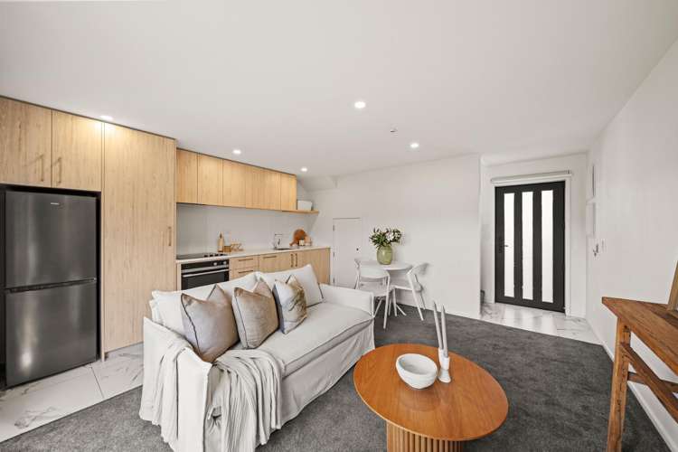 10/131 Merivale Lane_4