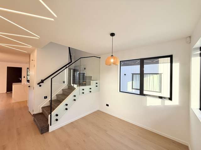 Lot 2/69 Walworth Avenue Pakuranga Heights_3