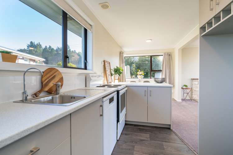 24 Gilkison Street Halfway Bush_5