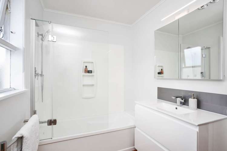 26 Hilling Street Titirangi_13