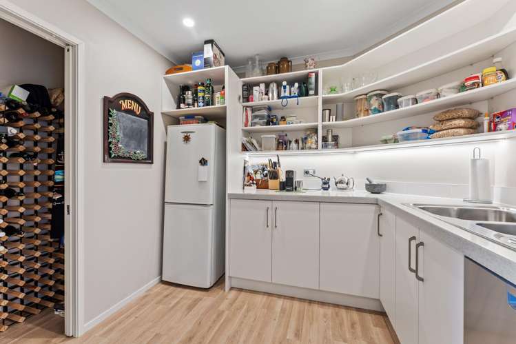 21 Laguna Place Matakatia_13