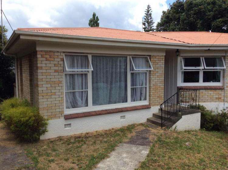 29 Hutchinsons Road Bucklands Beach_1