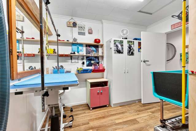 17 Lord Auckland Road Wakefield_3