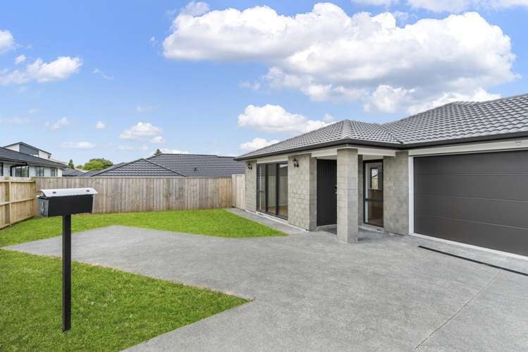 4 Paapaka Way Waiuku_10