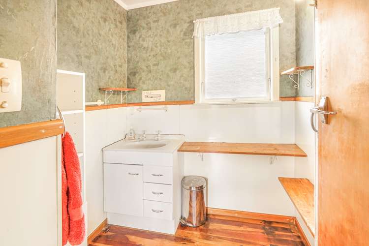 19 Patricia Avenue Hamilton East_14