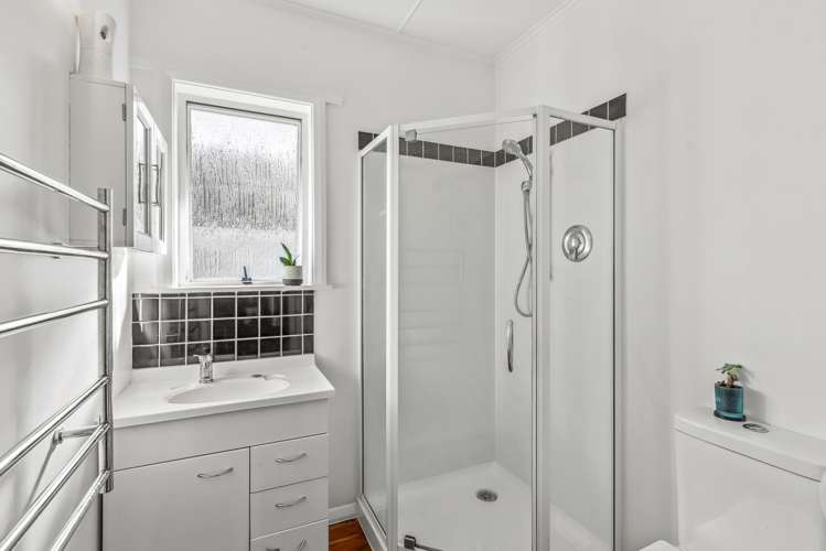 7 Read Street Levin_12