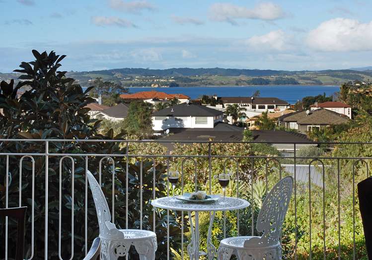 23a Seymour Road Mellons Bay_0