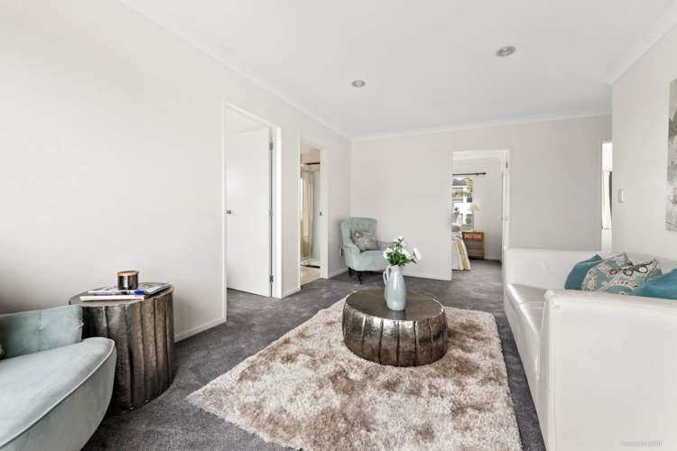 24 Gibbston Crescent Flat Bush_14