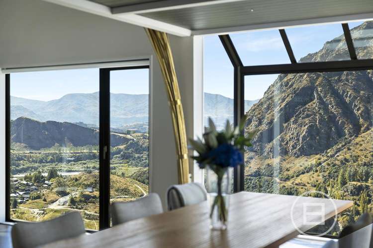 12 Crows Nest Road Arthurs Point_8