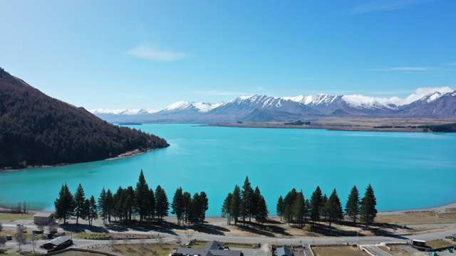 18-48/Station Bay Sections Lake Tekapo_2