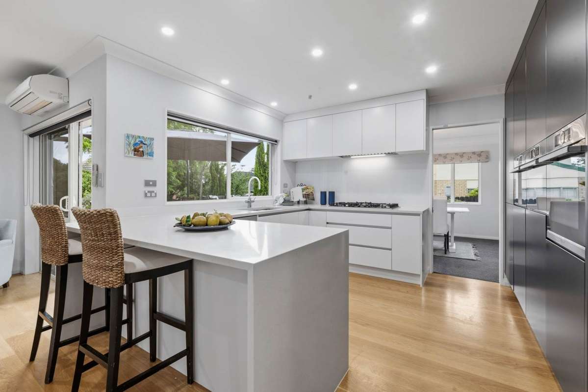 35 Anaheim Boulevard_3