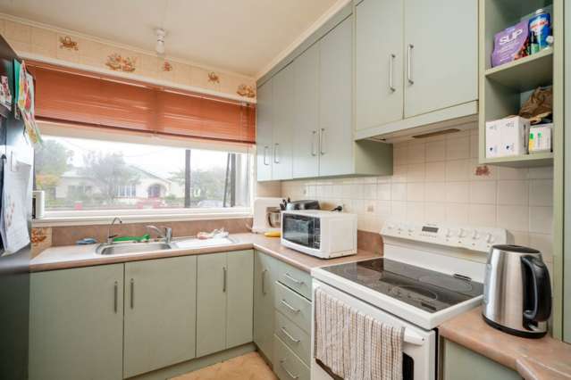 77A Lowe Street Avenal_3