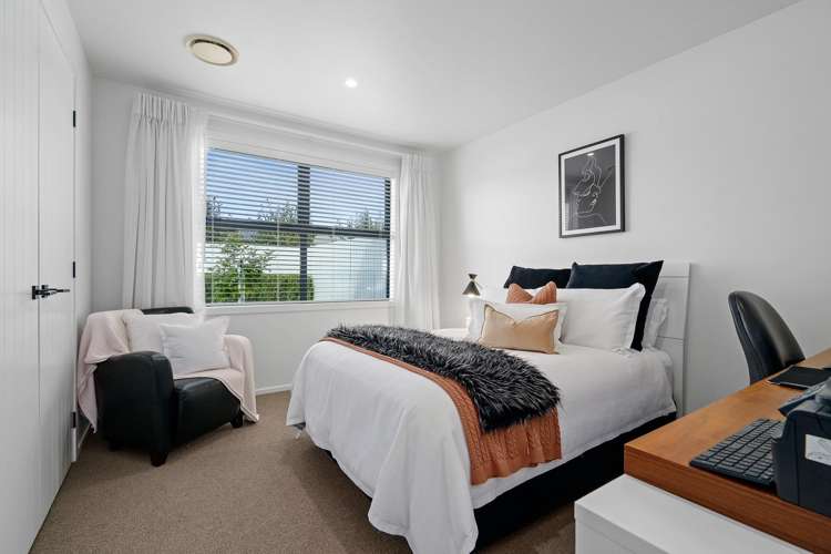 25 Mike Smith Drive Cambridge_16